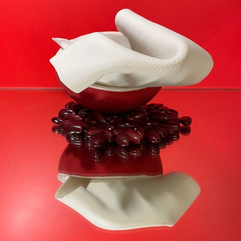 The Cube : 90 Shades Of Ruby - Exhibition